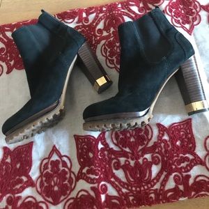 Gorgeous 100% Authentic Tory Burch Black booties